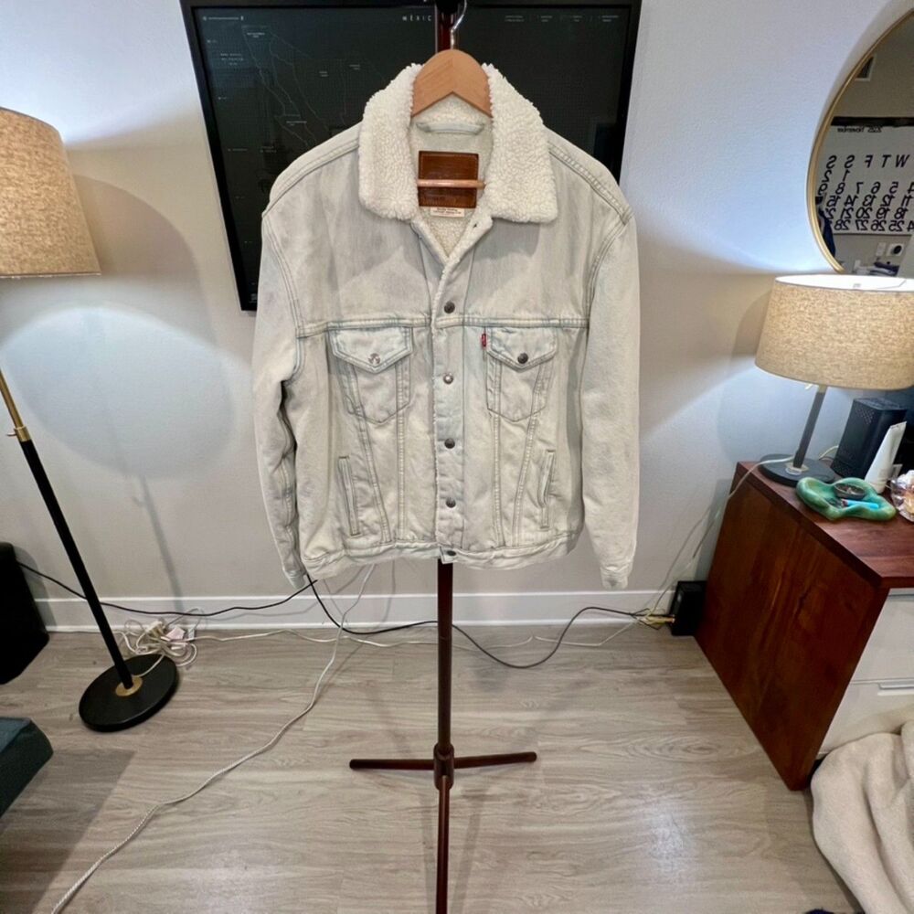 Levi's - Vintage Fit Fleece Denim Trucker Jacket - Dry Ice